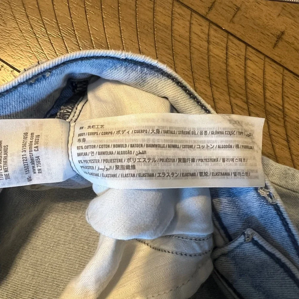 Abercrombie Fitch The Flare Ultra High Rise Light Wash Denim Jeans Size 27 - Picture 9 of 10